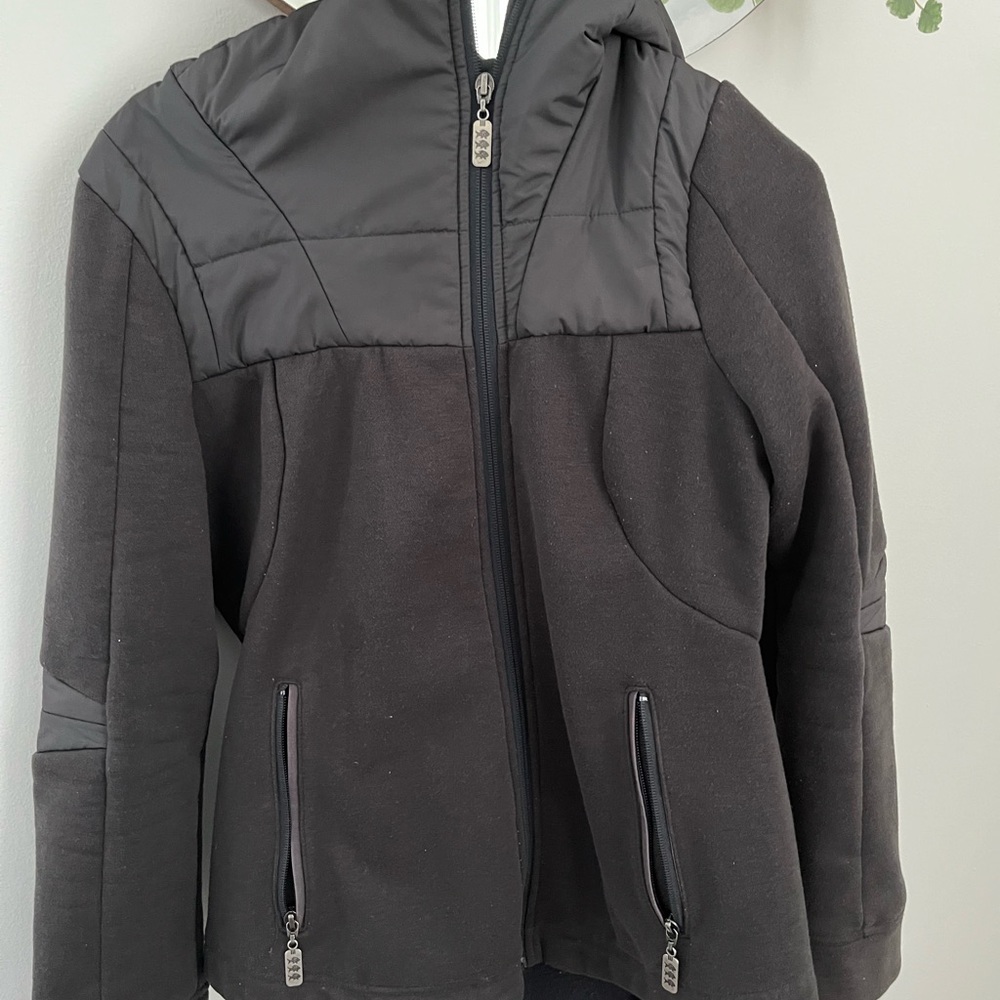 Gray Hooded Jacket with Zipper Pockets